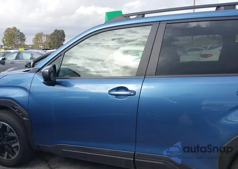 2025 Subaru Forester Premium z USA, uszkodzony, nr VIN JF2SLDDC2SH425558